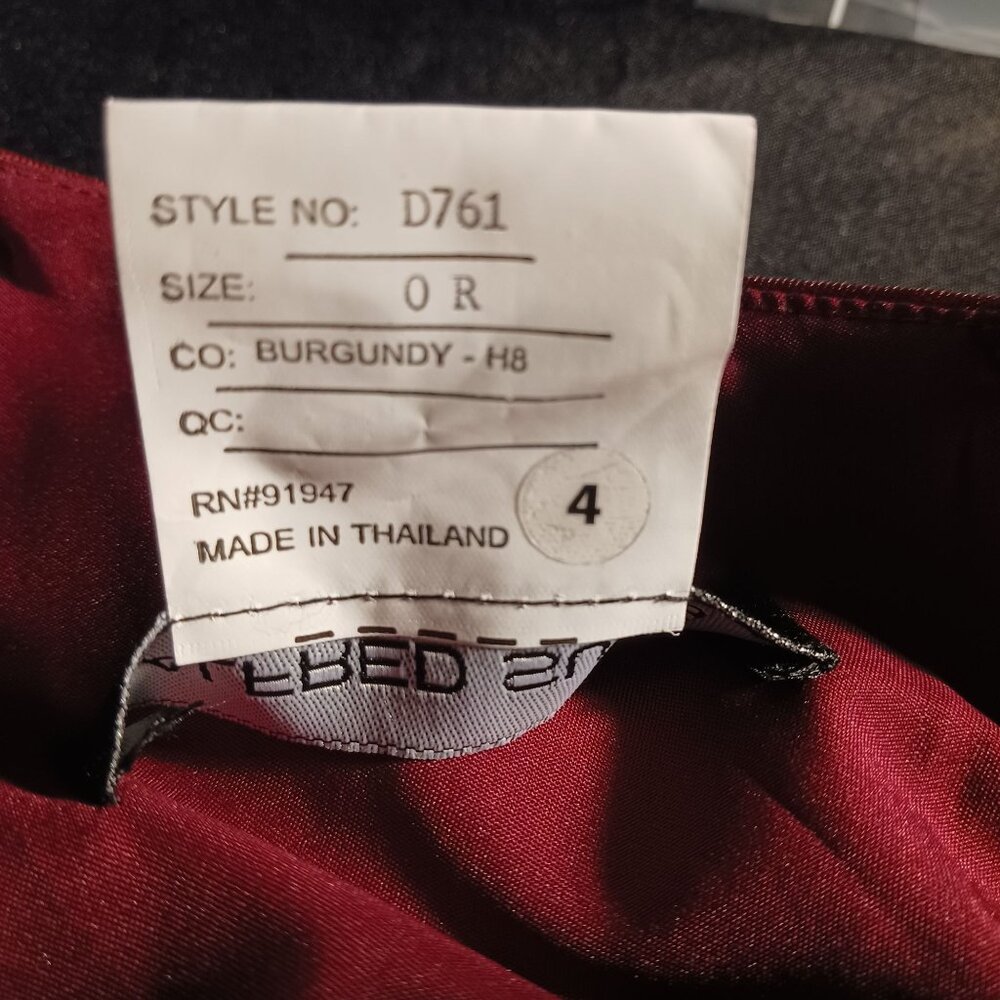 NEW Alfred Sung V-Neck Satin Trumpet Gown with Side Slit, Burgundy #D761 - Picture 7 of 14